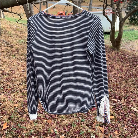 Anthropologie, Little yellow button, shirt, Small - Picture 4 of 8